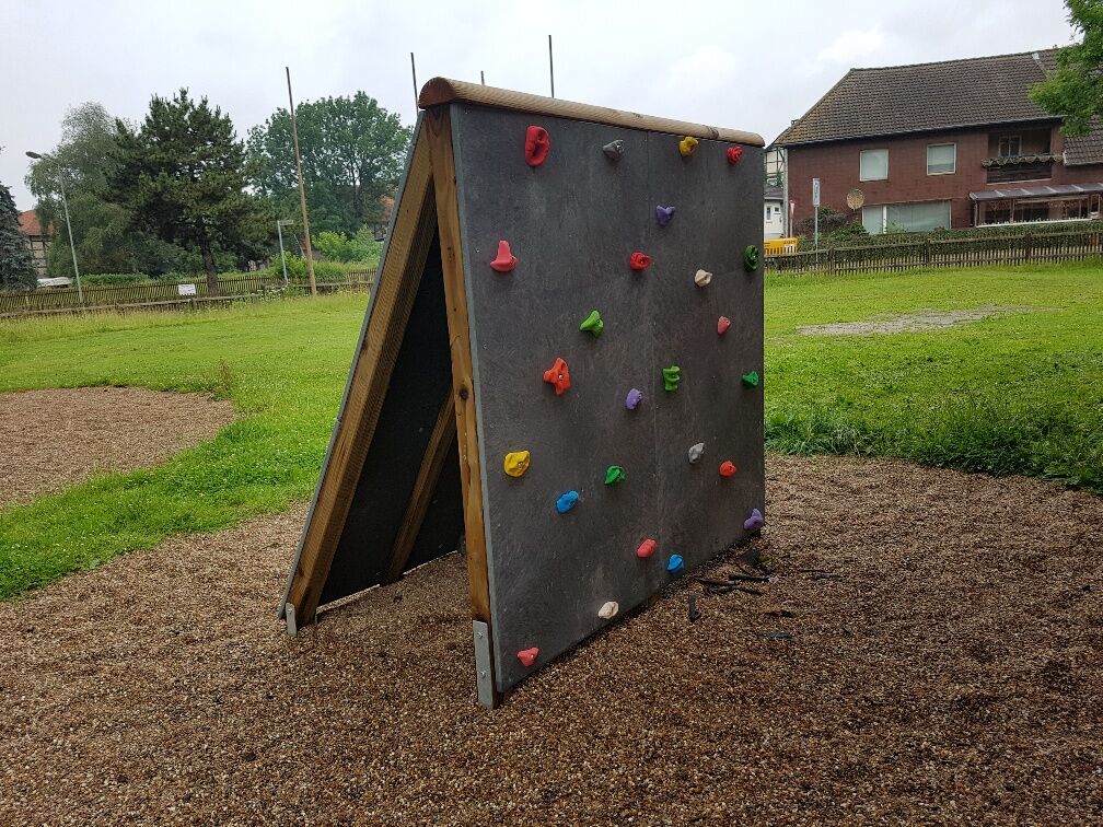 Climbingwand freistehend 90°/60°