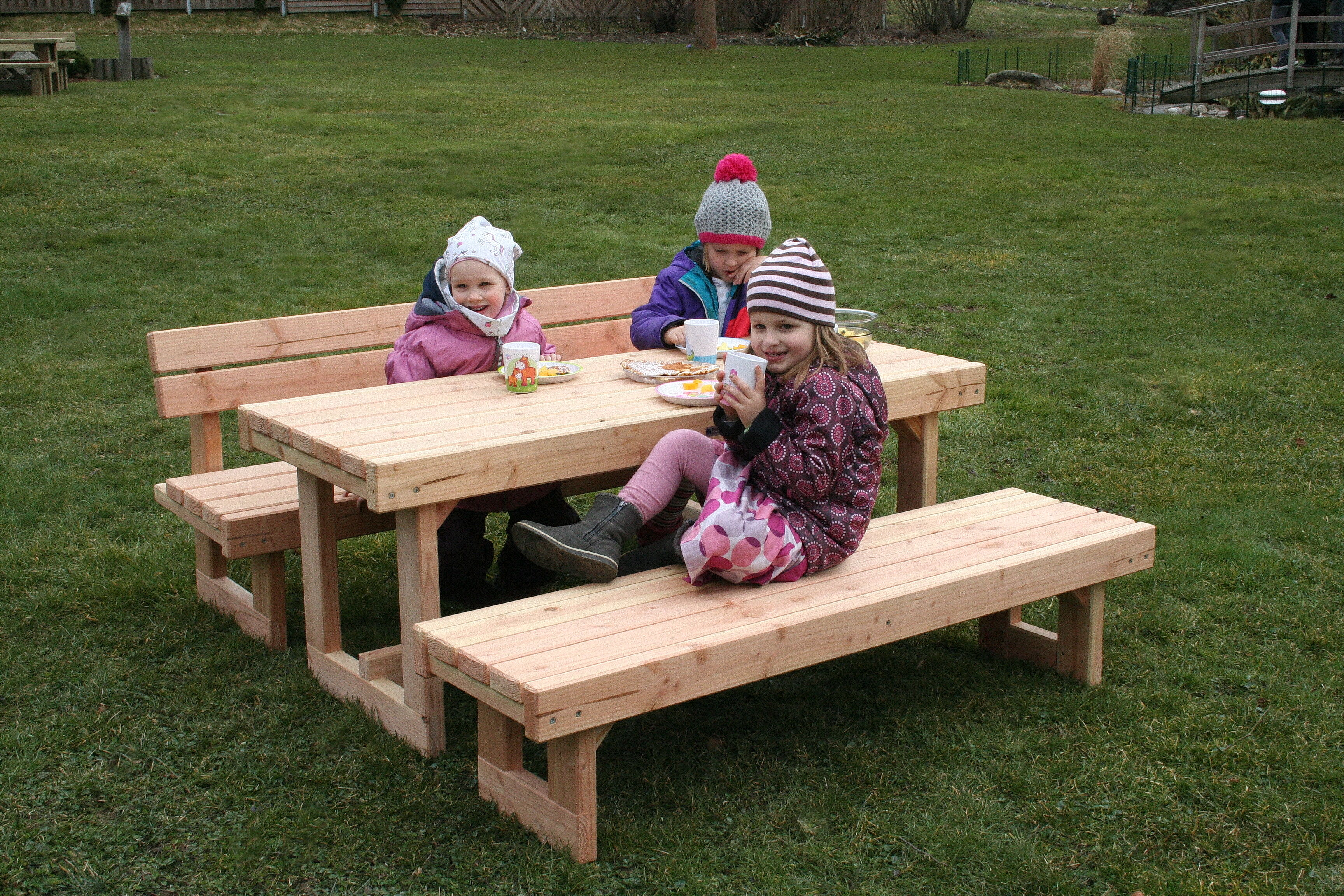 Bank Young Line mit Rückenlehne für Kinder